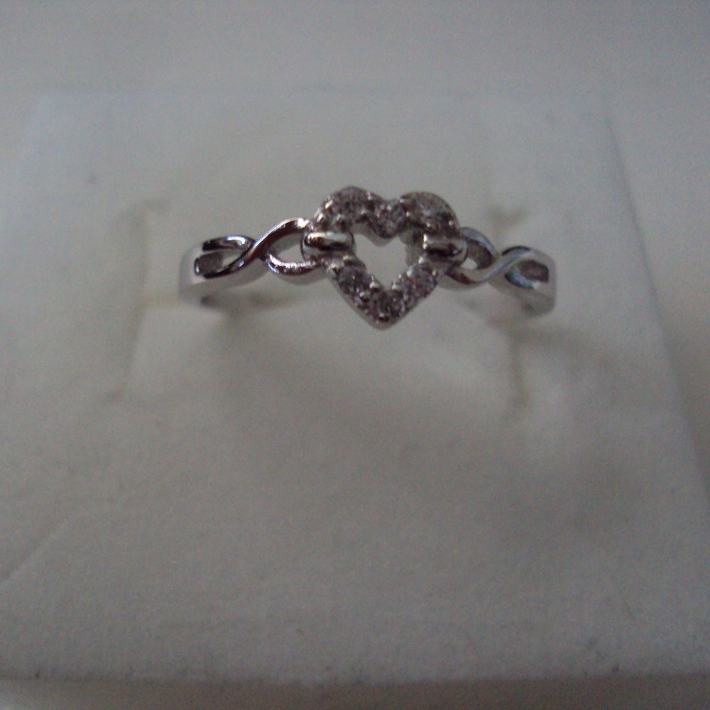 BOGO New heart sterling silver ring size 7 or 8 MST1875